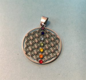 Blume des Lebens mit sieben Swarovski Steinen als Chakra Säule  Quelle deiner Kraft EM-Accessoires Berlin Hermsdorf
